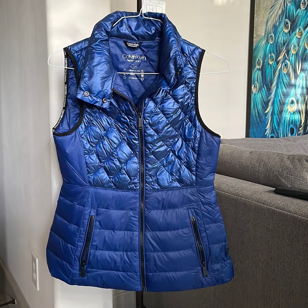 New Calvin Klein Puffer Vest Size Small